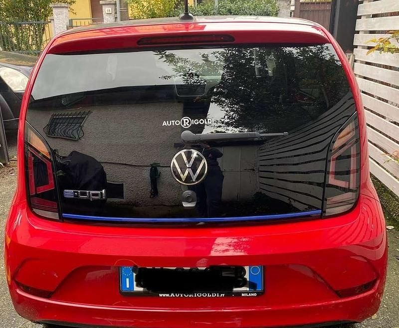 Usata VW e-up! 61 kW (83 CV) 2021 Rosso Utilitaria