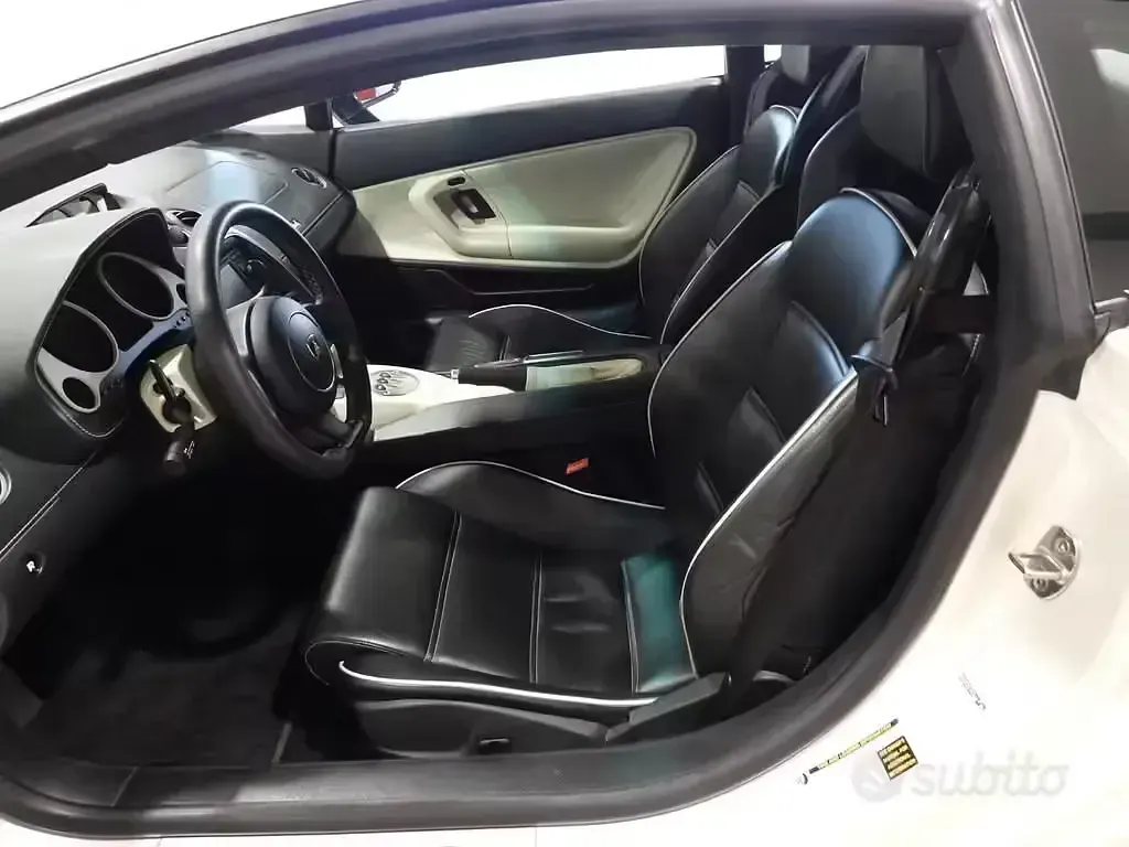 Usata Lamborghini Gallardo 519 CV (381 kW) 2005 Bianco Coupé