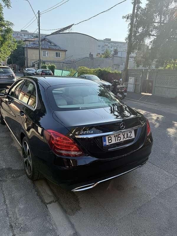 Usata Mercedes C220 AMG line 170 CV (125 kW) 2017 Berlina