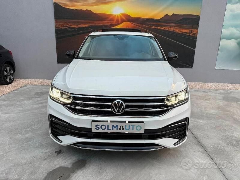 Usata VW Tiguan R-line 150 CV (110 kW) 2019 Bianco SUV