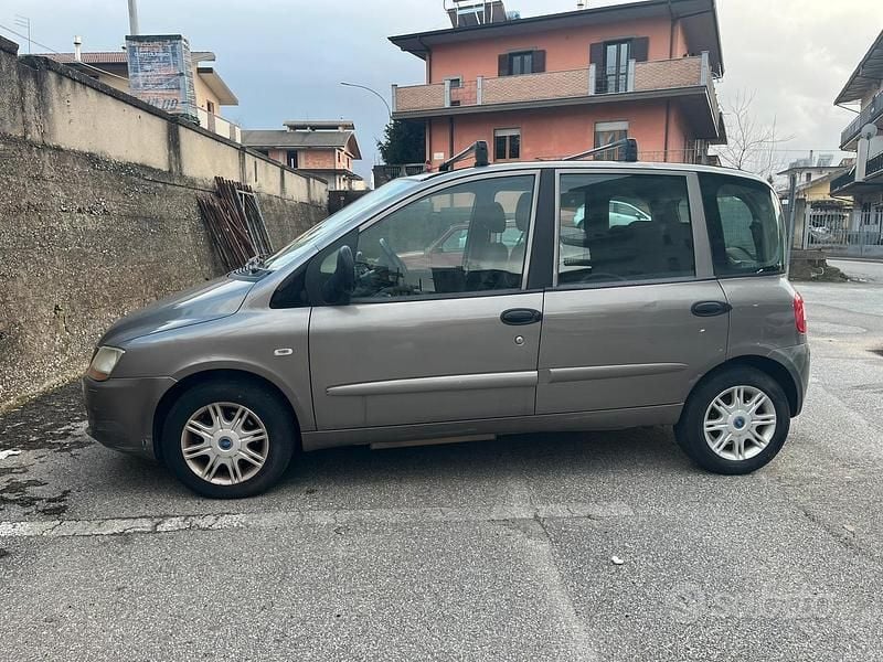 Usata Fiat Multipla 103 CV (75 kW) 2009 Monovolume