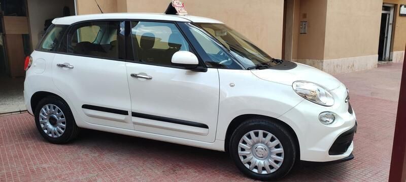 Usata Fiat 500L Lounge 95 CV (69 kW) 2018 Bianco Monovolume