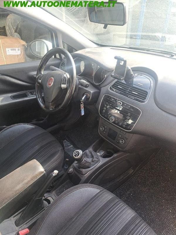 Usata Fiat Punto Classica 60 CV (44 kW) 2010 Bianco Utilitaria