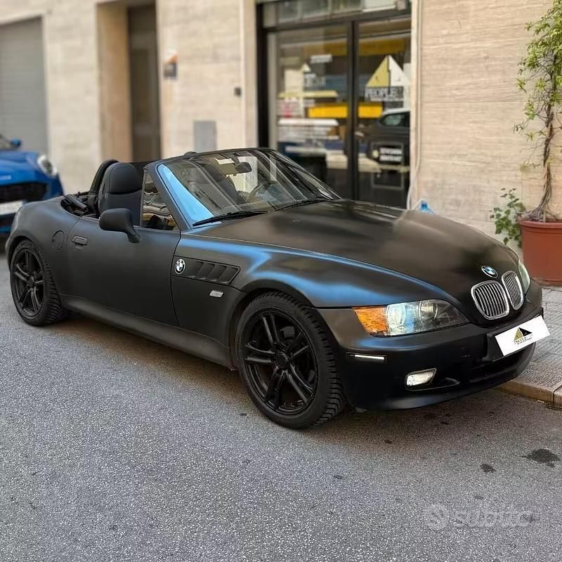 Usata BMW Z3 Efficient Dynamics 118 CV (86 kW) 1999 Nero Cabrio