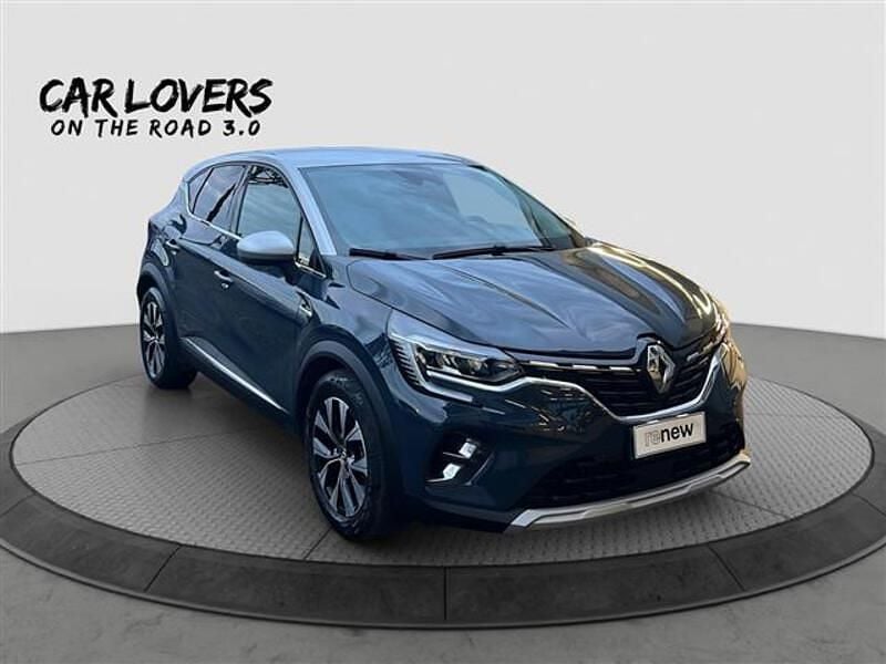 Begagnad Renault Captur Techno 145 HK (106 kW) 2023 Blå SUV