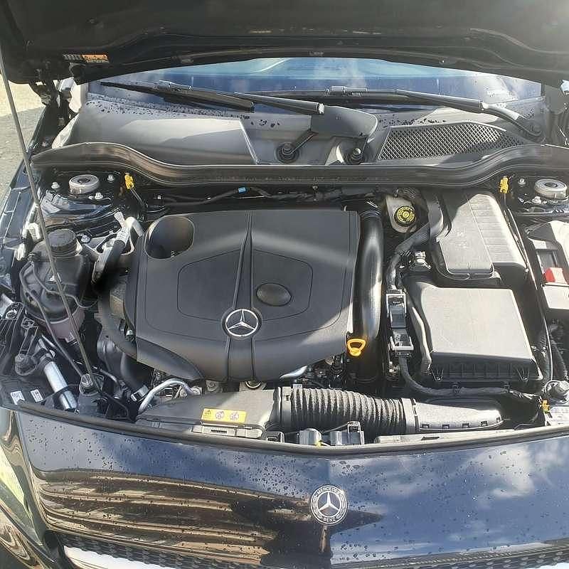 Usata Mercedes A200 Premium 136 CV (100 kW) 2017 Nero Berlina