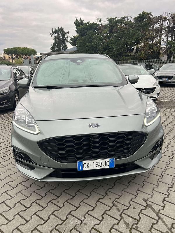 Usata Ford Kuga ST-Line X 152 CV (111 kW) 2022 Other SUV