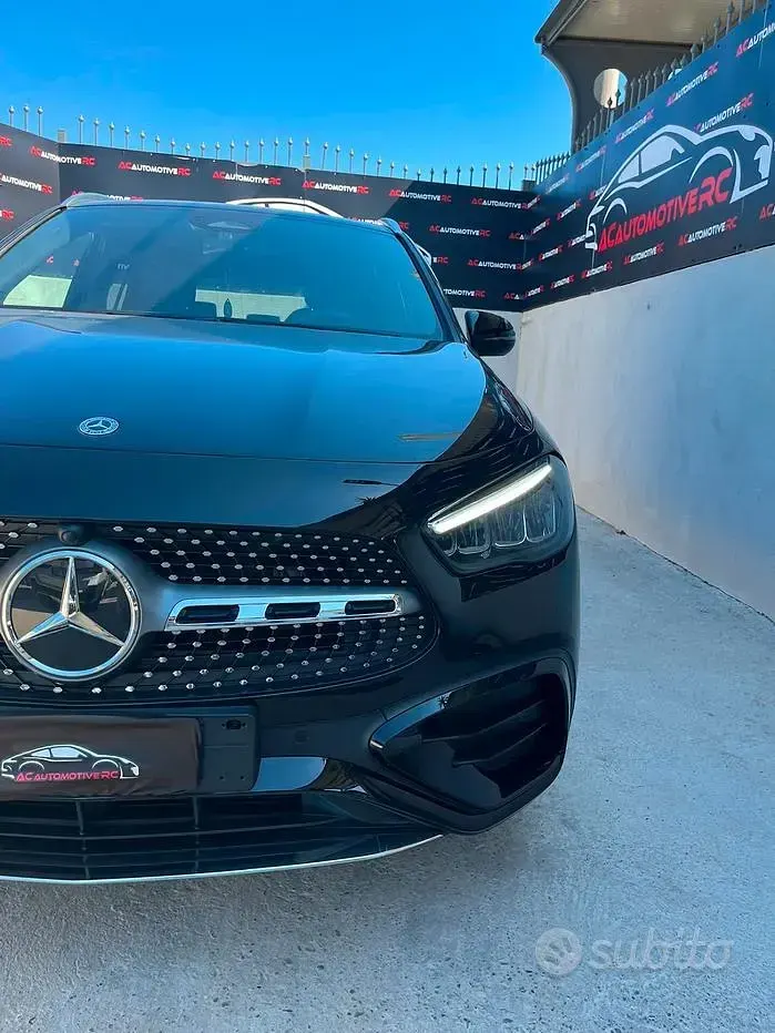 Usata Mercedes GLA200 AMG Line Premium 150 CV (110 kW) 2024 Nero SUV