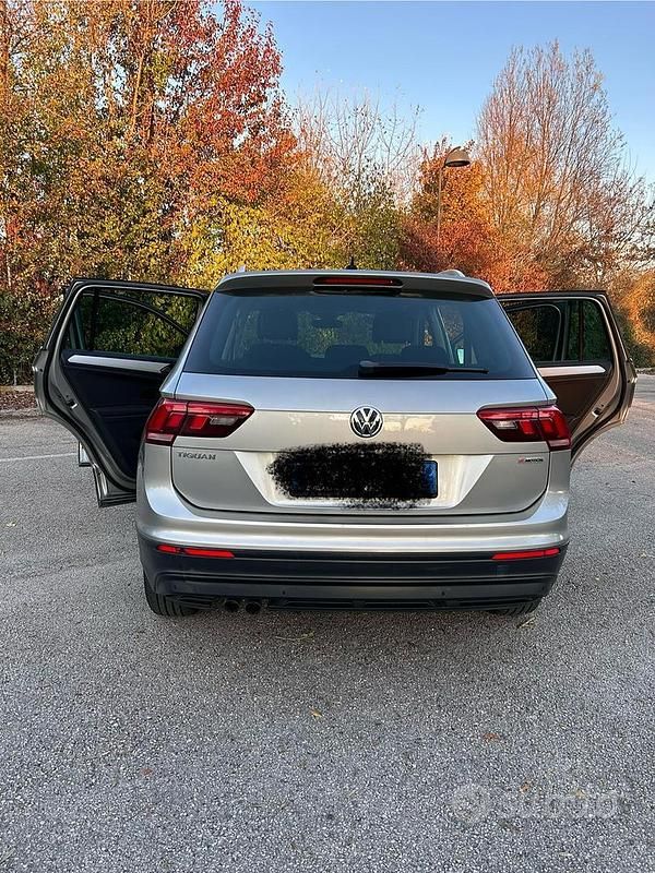 Gebraucht VW Tiguan 150 PS (110 kW) 2018 Grau SUV