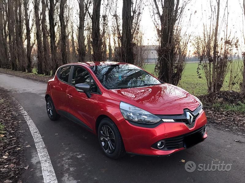 Usata Renault Clio IV 73 CV (53 kW) 2015 Berlina