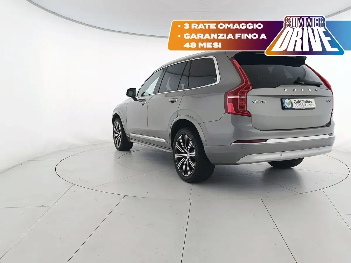 Usata Volvo XC90 Inscription 235 CV (172 kW) 2022 Oro SUV
