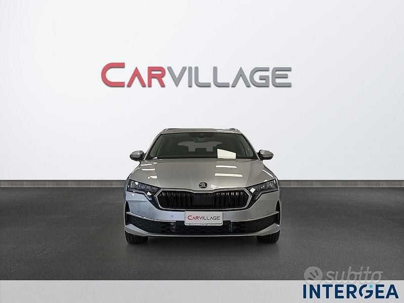 Nuova Skoda Octavia Style 150 CV (110 kW) 2025 Grigio Station wagon