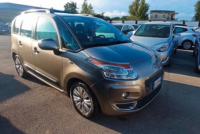 Usata Citroën C3 Exclusive 90 CV (66 kW) 2010 Oro Utilitaria