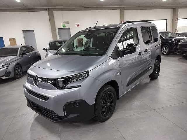Nuova Citroën Berlingo 131 CV (96 kW) 2025 Grigio Monovolume