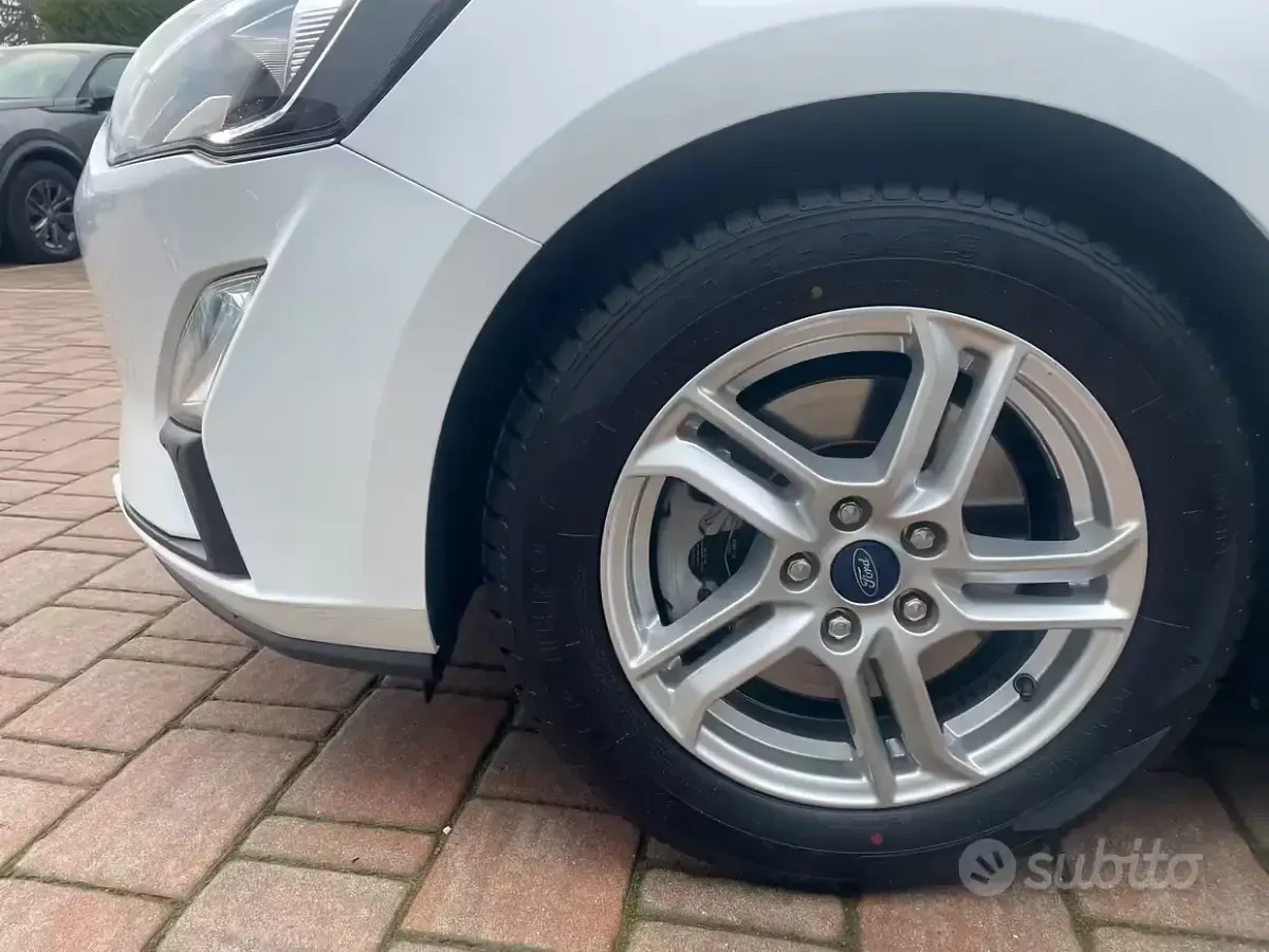 Usata Ford Focus Active 120 CV (88 kW) 2021 Bianco Station wagon