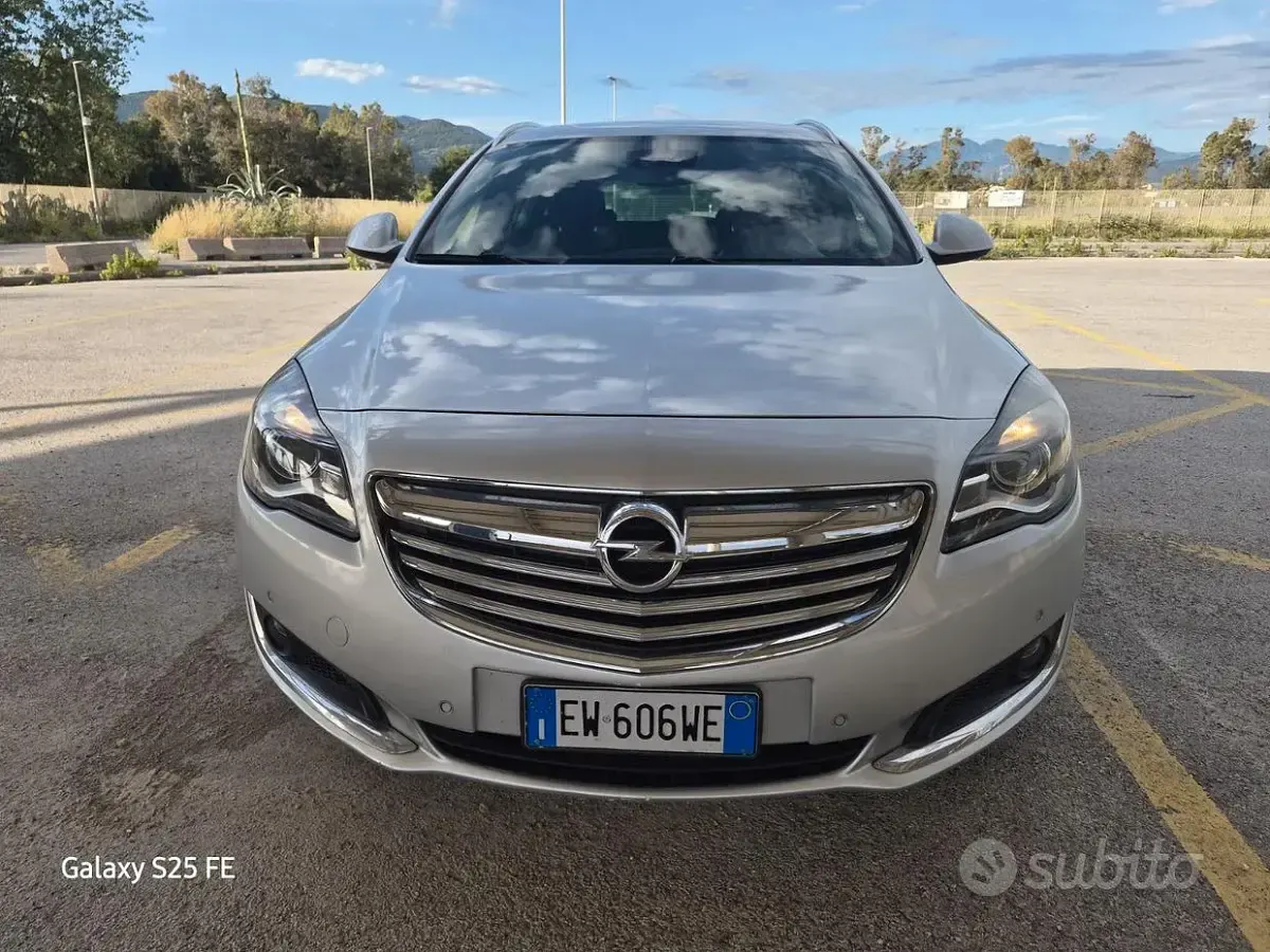 Usata Opel Insignia 160 CV (117 kW) 2014 Grigio Station wagon