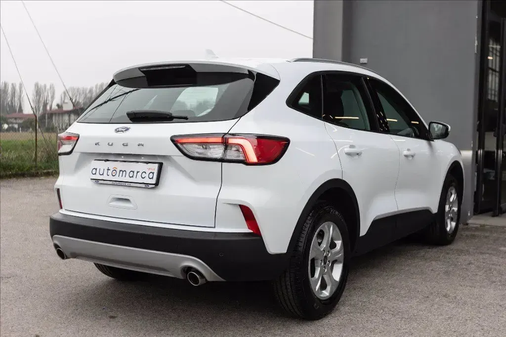 Usata Ford Kuga Business Edition 120 CV (88 kW) 2021 Bianco SUV