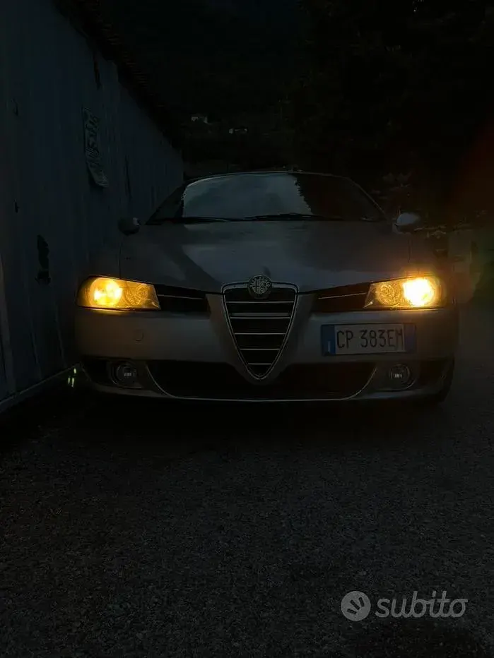 Usata Alfa Romeo 156 140 CV (102 kW) 2004 Grigio Station wagon