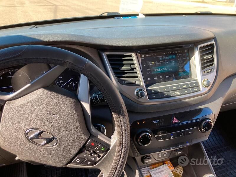 Usata Hyundai Tucson Comfort 116 CV (85 kW) 2016 Nero SUV