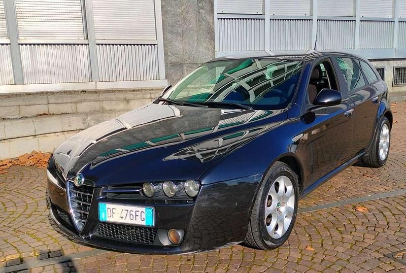 Nero Usata 2007 Alfa Romeo 159 Progression Station wagon | 1900 € (Ottimo prezzo) - Immagine 1/4