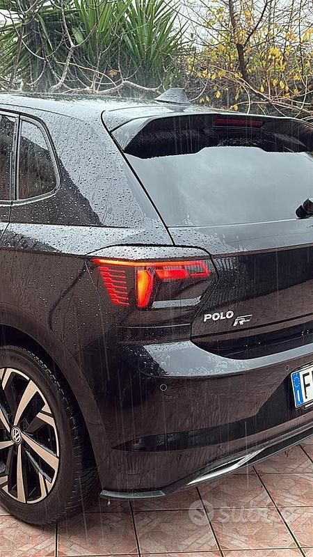 Usata VW Polo R-line 2018 Nero Utilitaria