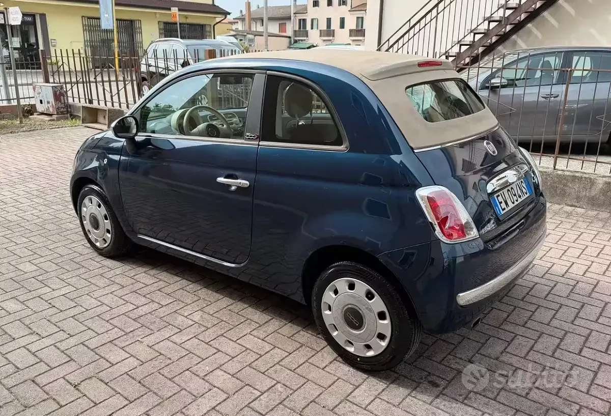Usata Fiat 500 95 CV (69 kW) 2014 Bluazzurro Cabrio