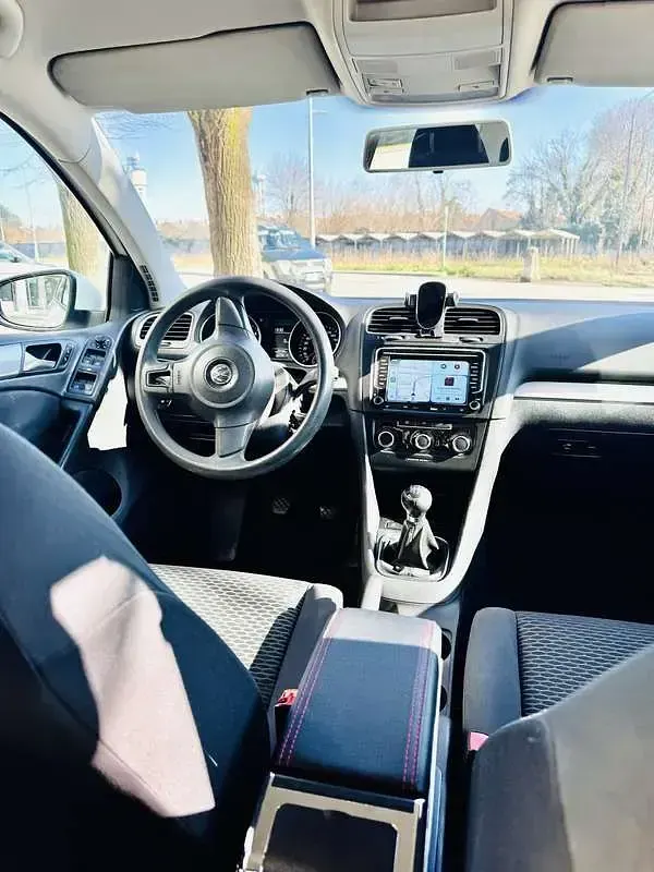 Usata VW Golf VII 105 CV (77 kW) 2012 Berlina