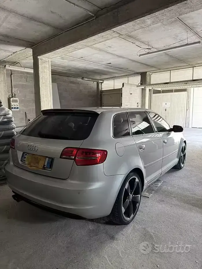 Usata Audi A3 200 CV (147 kW) 2011 Grigio Utilitaria