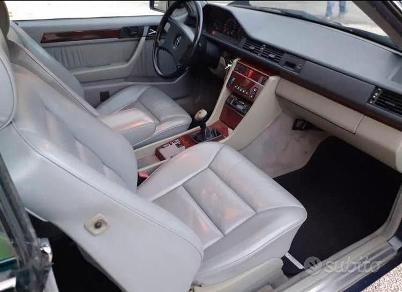Usata Mercedes E300 1991 Blu Coupé