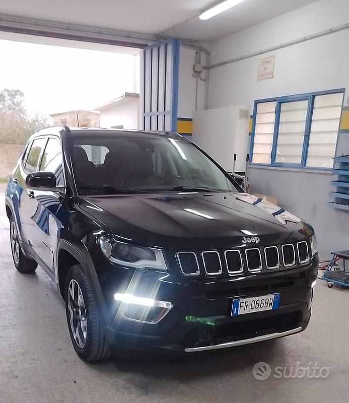 Usata Jeep Compass Limited 120 CV (88 kW) 2018 Nero SUV