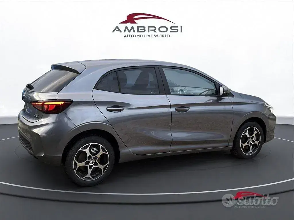 Nuova MG MG3 Luxury 265 CV (194 kW) 2026 Grigio Utilitaria