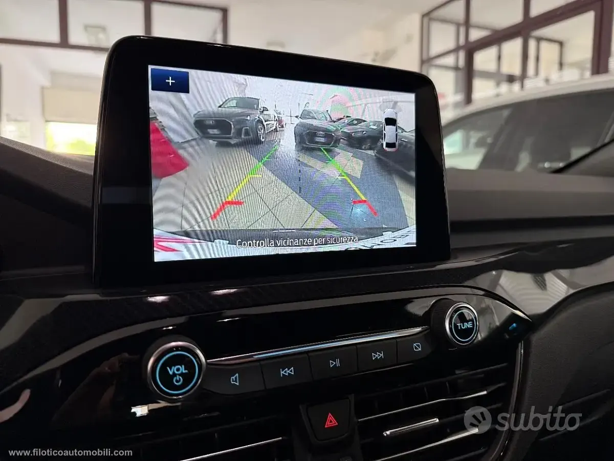 Usata Ford Kuga ST-Line 150 CV (110 kW) 2021 Nero SUV