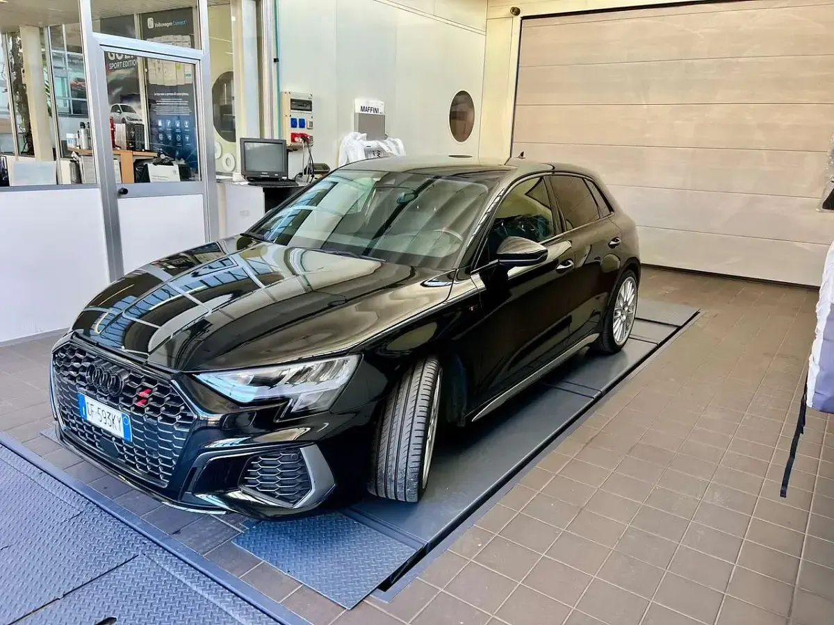 Usata Audi A3 S-Line 150 CV (110 kW) 2021 Nero Berlina