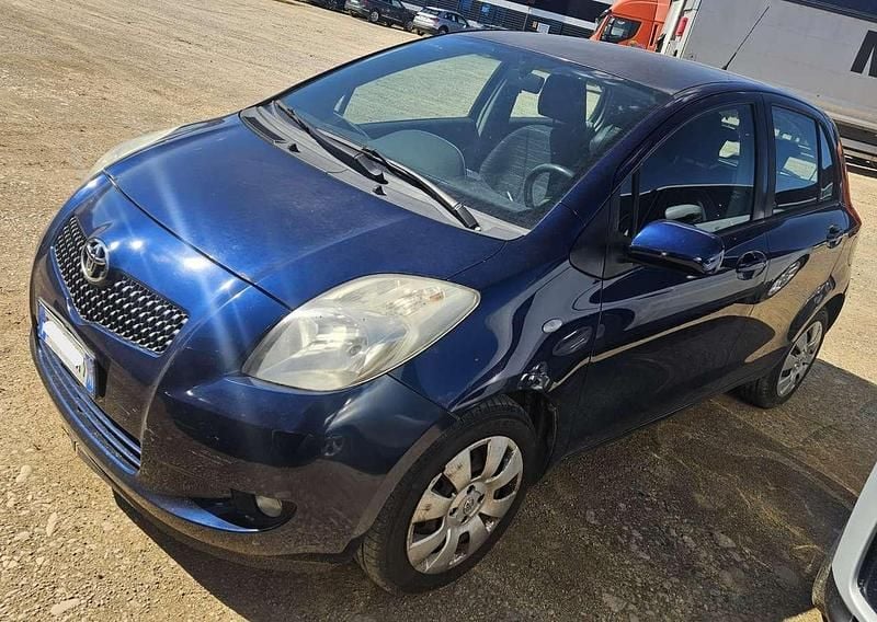 Usata Toyota Yaris Sol 69 CV (50 kW) 2007 Other Utilitaria
