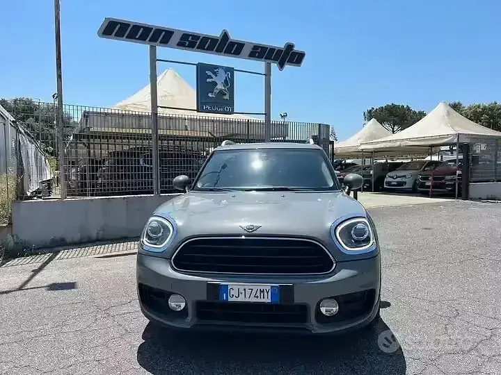 Usata Mini Cooper D Countryman 116 CV (85 kW) 2018 Grigio SUV