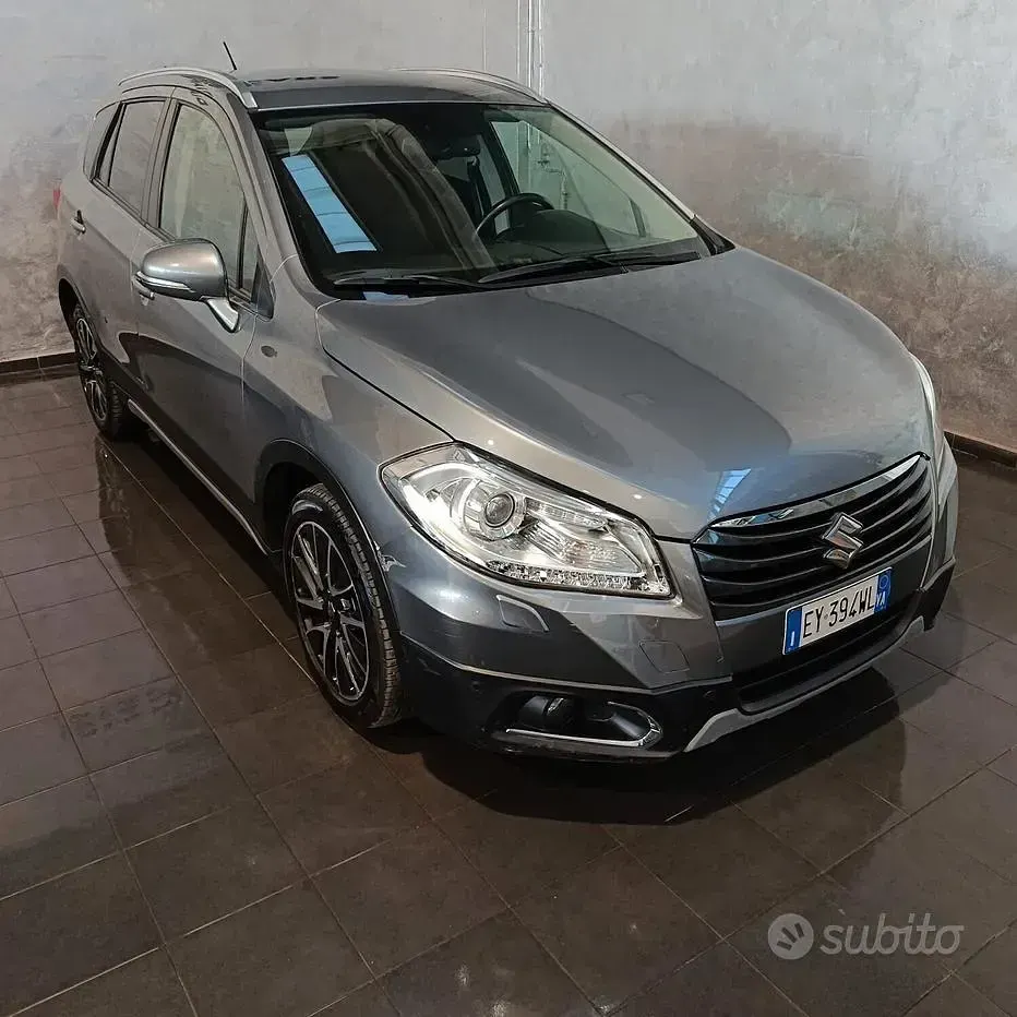 Usata Suzuki SX4 S-Cross 120 CV (88 kW) 2015 Grigio SUV