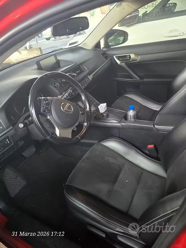 Usata Lexus CT200h 2016