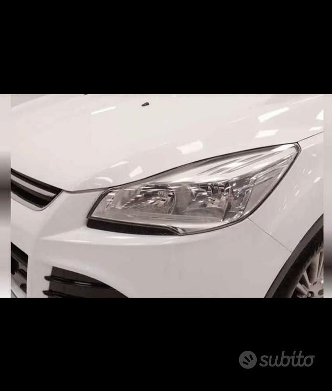 Usata Ford Kuga 150 CV (110 kW) 2013 Bianco SUV