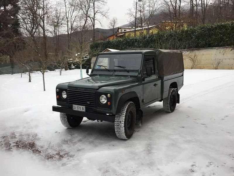 Usata Land Rover Defender 113 CV (83 kW) 1995 Verde Pick-up