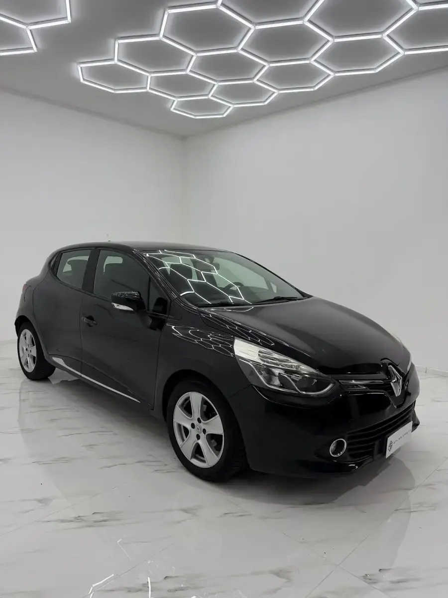 Usata Renault Clio IV 73 CV (53 kW) 2013 Nero Berlina