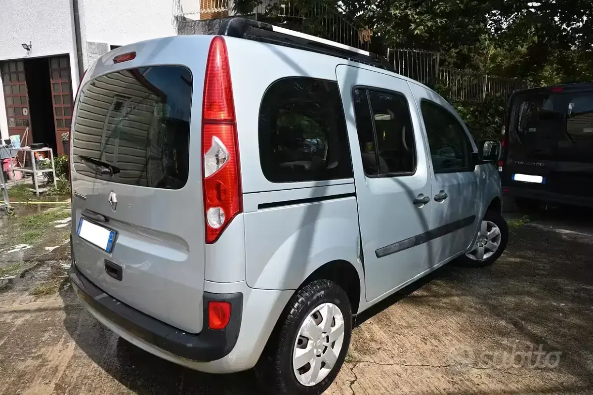 Usata Renault Kangoo 106 CV (77 kW) 2008 Monovolume