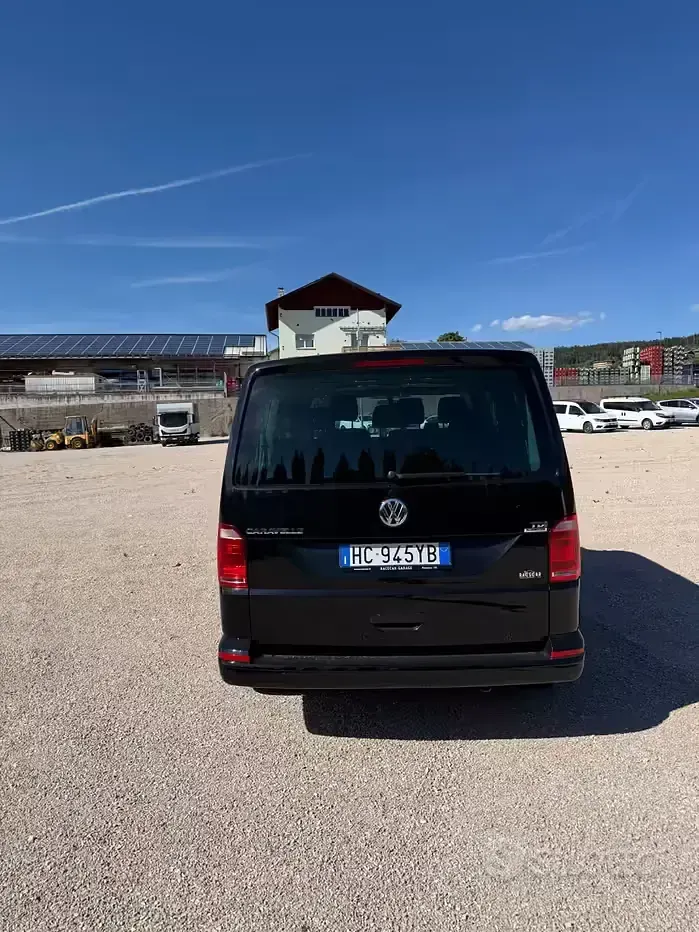 Usata VW Caravelle Comfortline 150 CV (110 kW) 2019 Nero Furgone