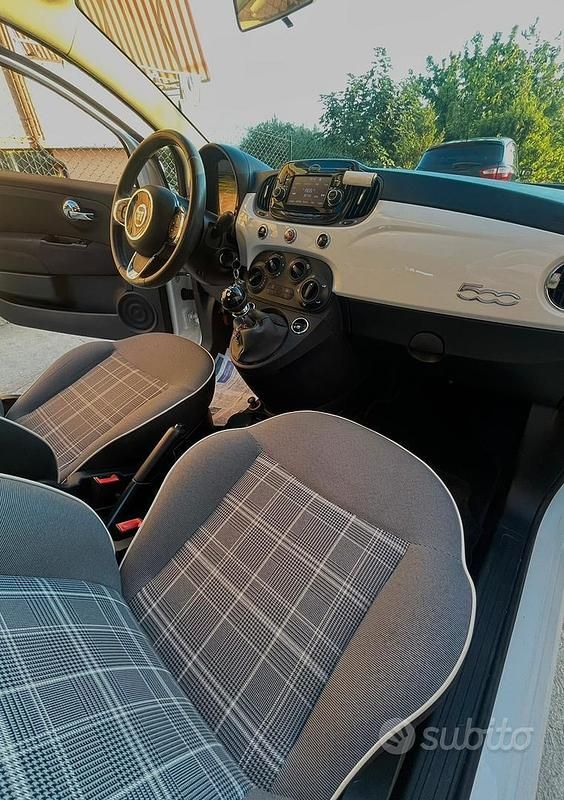 Usata Fiat 500 Lounge 69 CV (50 kW) 2018 Bianco Utilitaria