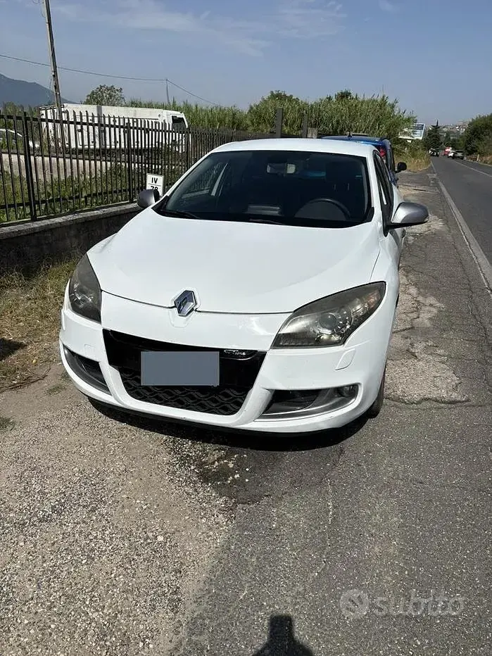 Usata Renault Mégane GT Line GT-Line 110 CV (80 kW) 2011 Bianco Berlina