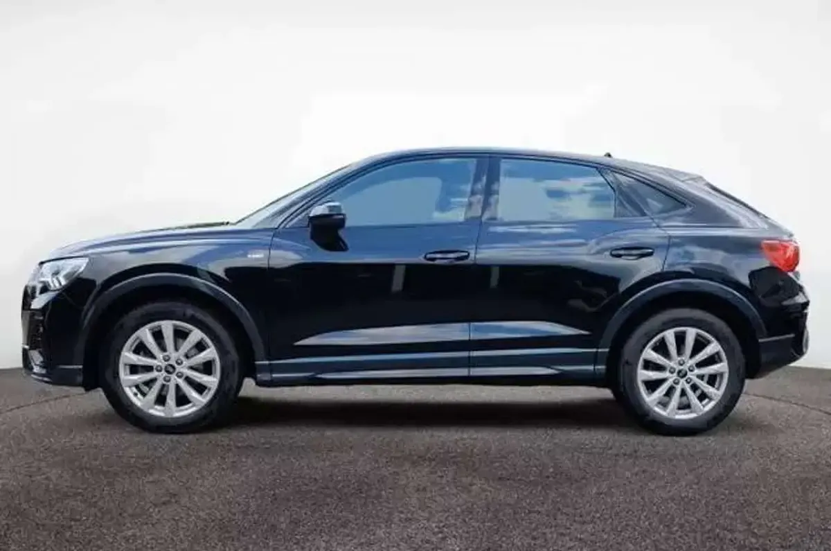 Usata Audi Q3 Sportback S-Line 150 CV (110 kW) 2023 Nero SUV
