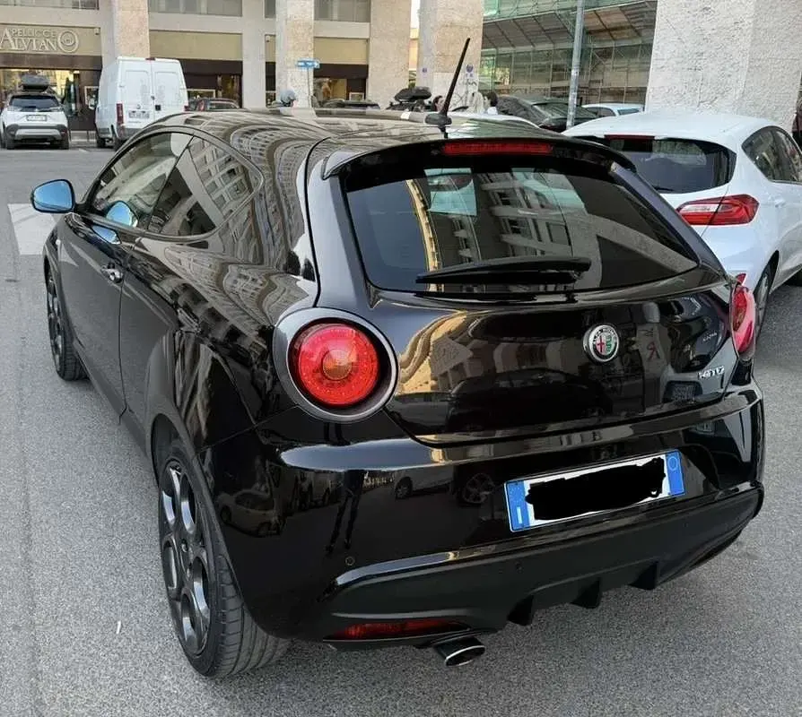 Gebraucht Alfa Romeo MiTo Super 105 PS (77 kW) 2017 Schwarz Kleinwagen