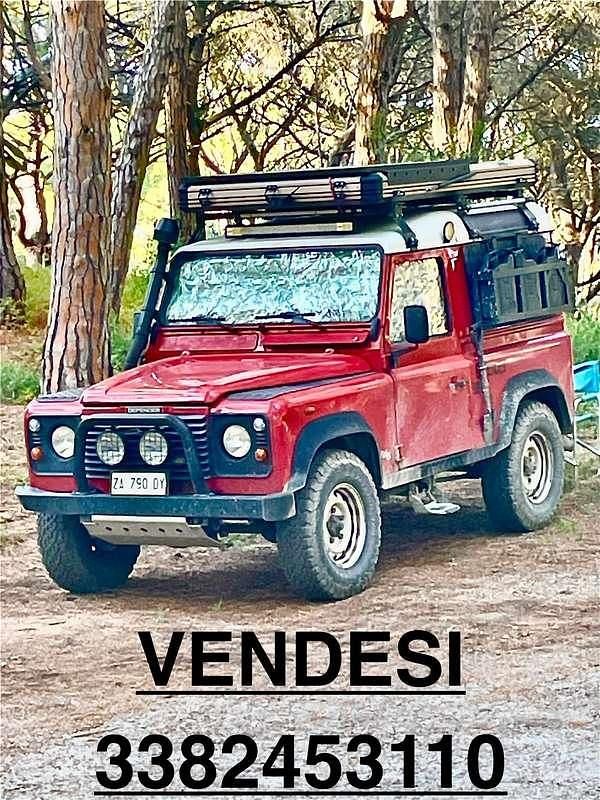 Usata Land Rover Defender 122 CV (89 kW) 1999 Station wagon