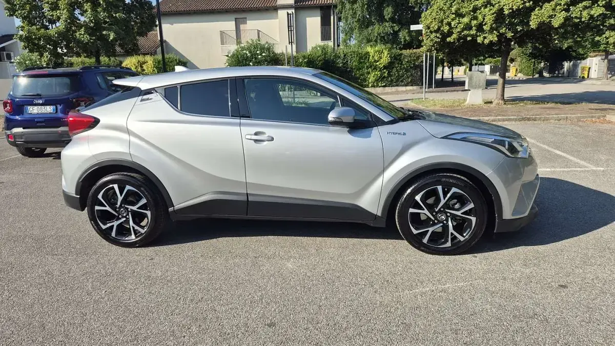 Usata Toyota C-HR Trend 98 CV (72 kW) 2019 SUV