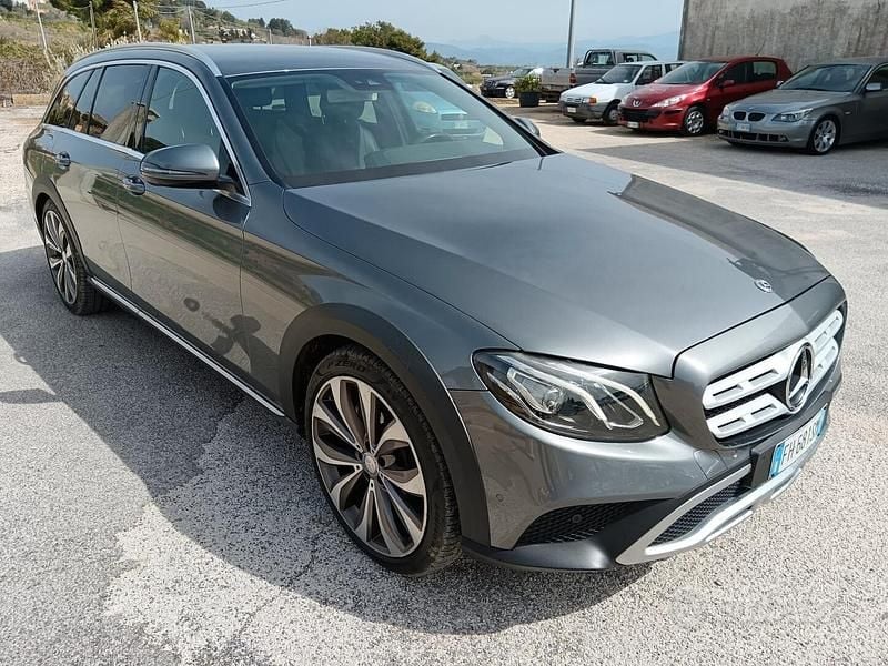 Usata Mercedes E220 2017 Grigio Station wagon