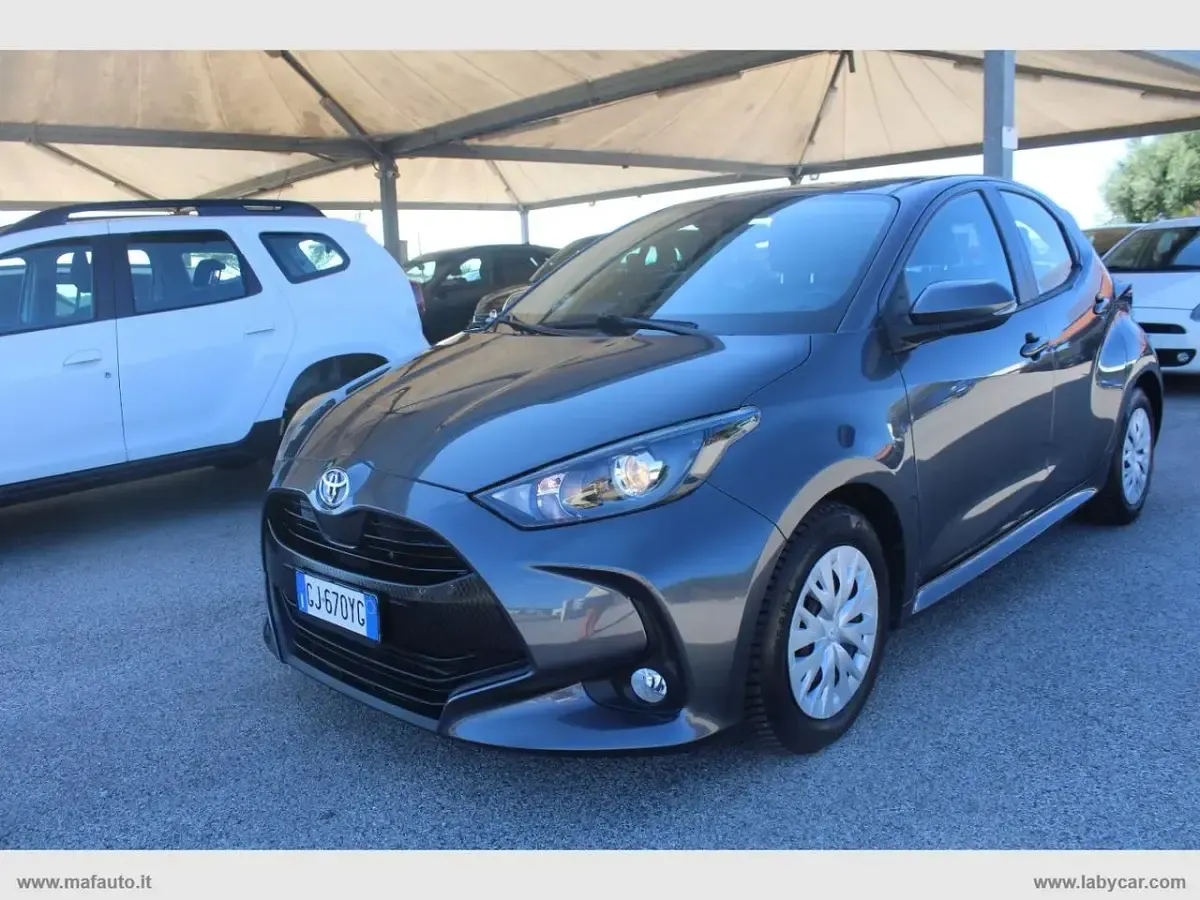 Usata Toyota Yaris Business Edition 73 CV (53 kW) 2022 Utilitaria